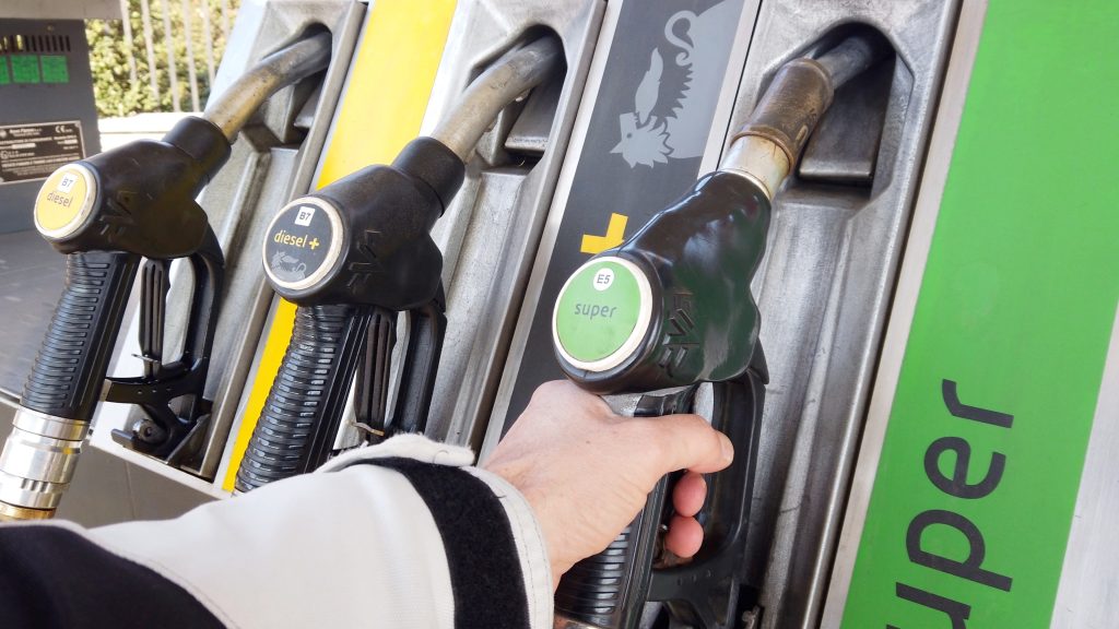Gasolina: Tipos, Usos y Eficiencia - Todo lo que Necesitas Saber