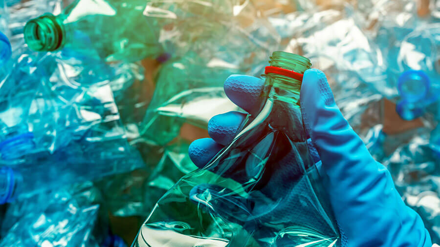 Producción de productos químicos y plásticos